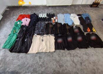 Razie în piețele din Timișoara: zeci de produse contrafăcute, ridicate de jandarmi