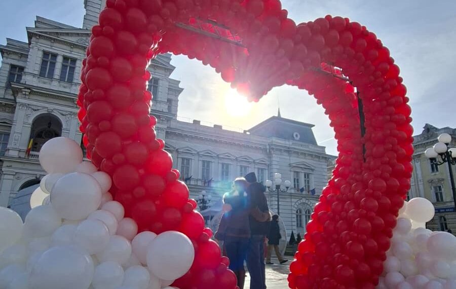 Valentine’s Day 2026 la Arad: „Căsătorii de o zi” în centrul orașului/Foto