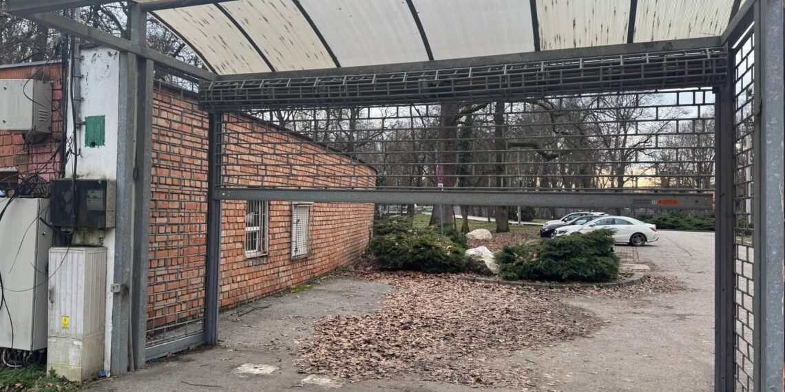 Accesul publicului în fosta Grădină Zoologică din Timișoara, contestat din motive de siguranță