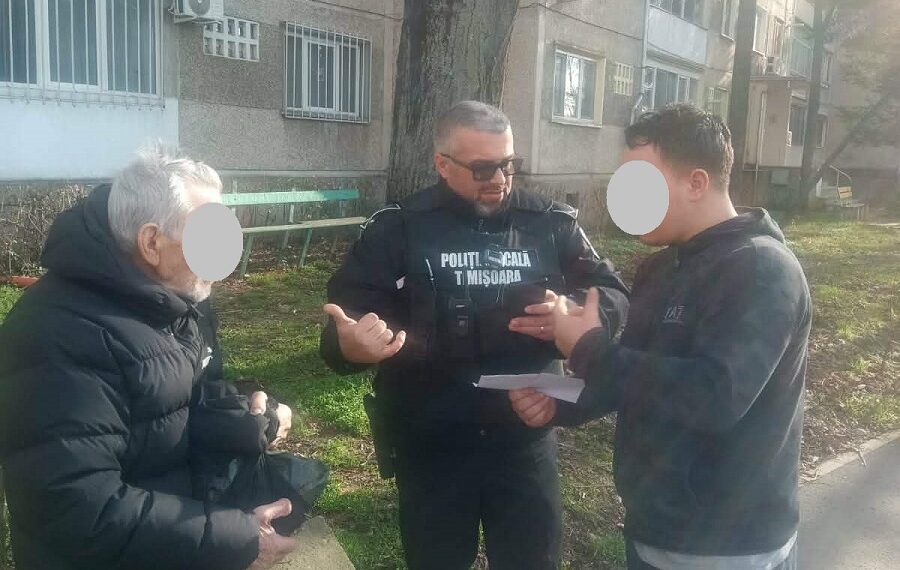 Gest responsabil al unui timișorean. Cu sprijinul polițiștilor locali, a ajutat un bunic să ajungă acasă
