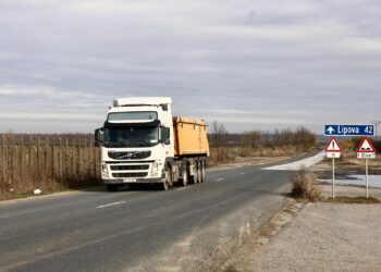 Lucrări demarate pe drumul care traversează localitățile Pișchia, Fibiș, Mașloc și Alioș