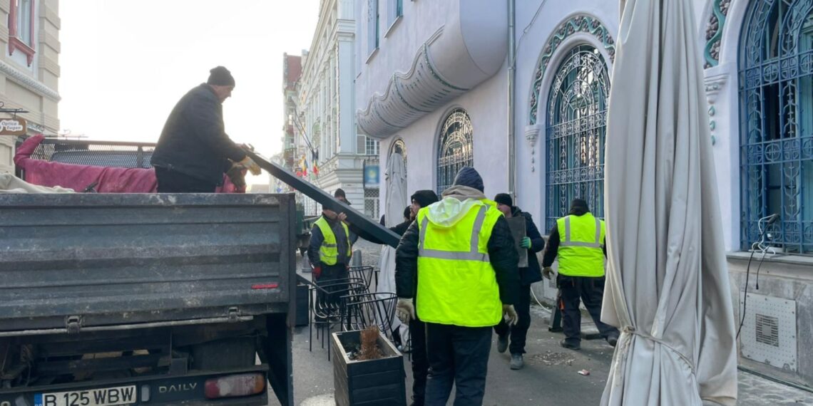 Terase ilegale, desființate în centrul Timișoarei: Primăria intervine pentru stoparea concurenței neloiale