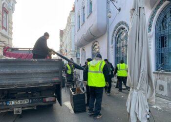 Terase ilegale, desființate în centrul Timișoarei: Primăria intervine pentru stoparea concurenței neloiale