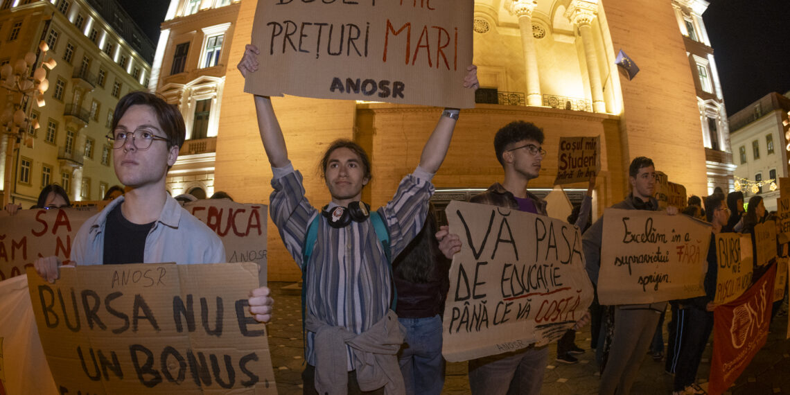 Studenți din Timișoara, din nou în stradă. Ce îi nemulțumește