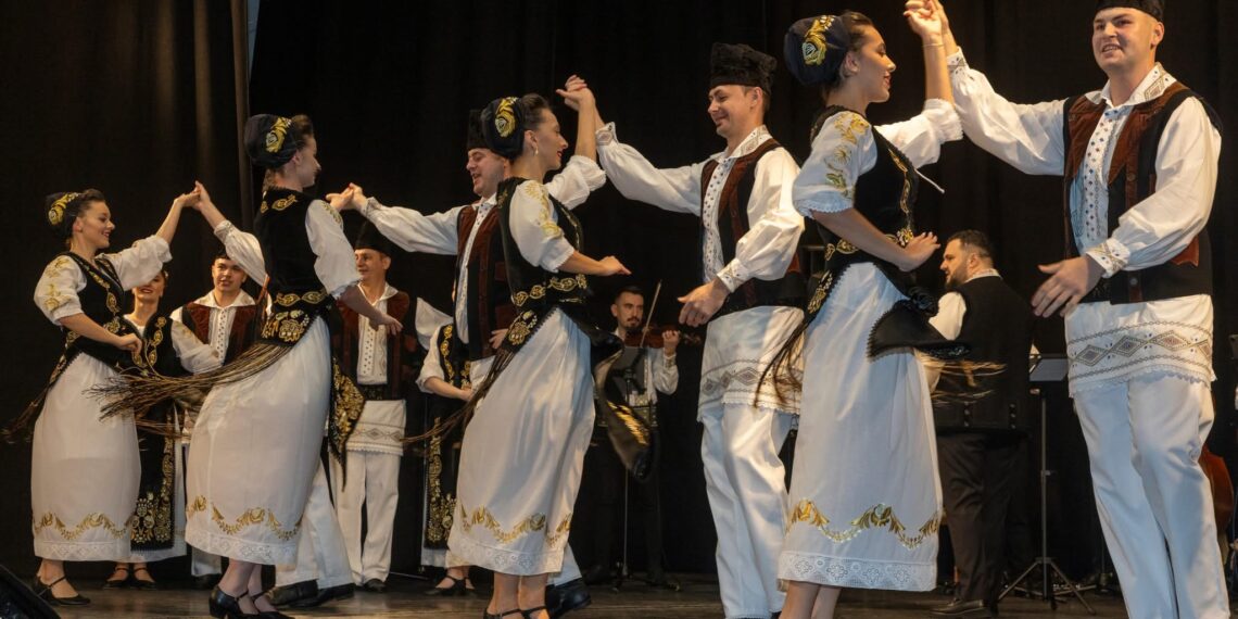 Concursul “Lada cu zestre” continuă la Birda și Dudeștii Noi