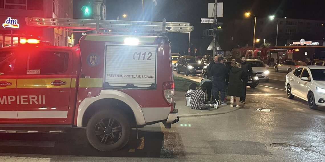 Motociclist rănit după ce a pierdut controlul vehiculului, lângă Sânandrei