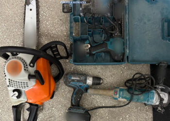 Bărbat bănuit de furt, reținut de polițiștii din Caransebeș