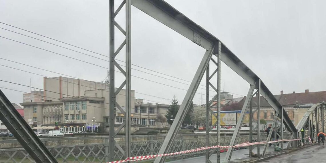 Podul de Fier din Lugoj, închis temporar