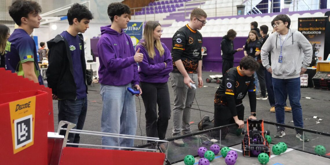 Primăria Timișoara susține 5 echipe calificate la etapa națională a FIRST Tech Challenge