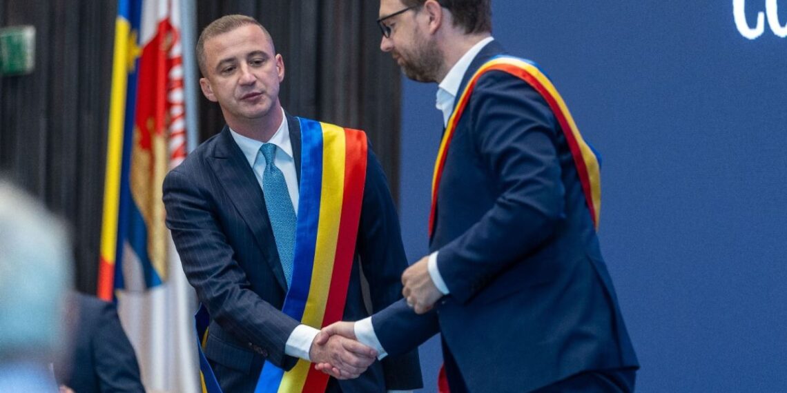 Schimb de replici între Dominic Fritz și Alfred Simonis: „Batman administrativ” și desene animate în disputa dintre Primărie și Consiliul Județean