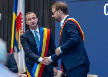 Schimb de replici între Dominic Fritz și Alfred Simonis: „Batman administrativ” și desene animate în disputa dintre Primărie și Consiliul Județean