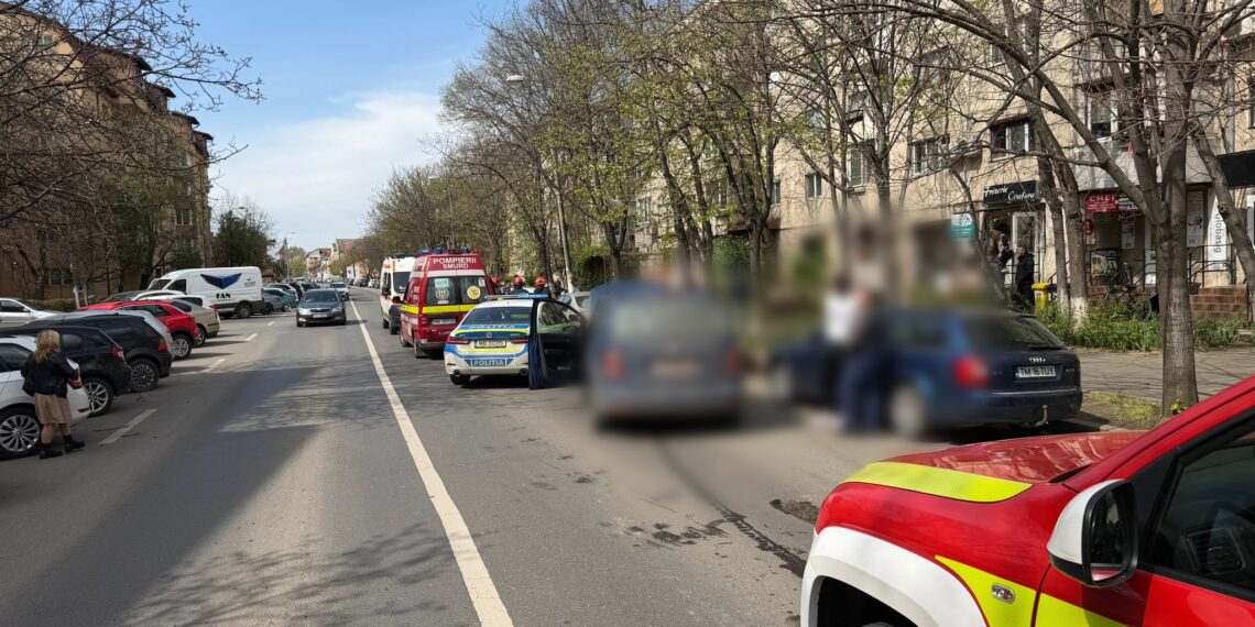 Timișoara: Accident în lanț cu cinci victime, printre care patru copii