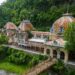Furt dintr-un hotel abandonat din Băile Herculane: mobilier și echipamente electrice, recuperate de polițiști