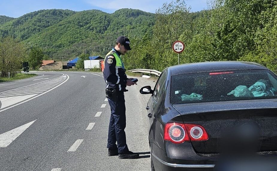 Acțiune a polițiștilor cărășeni pe DN6 pentru creșterea siguranței rutiere