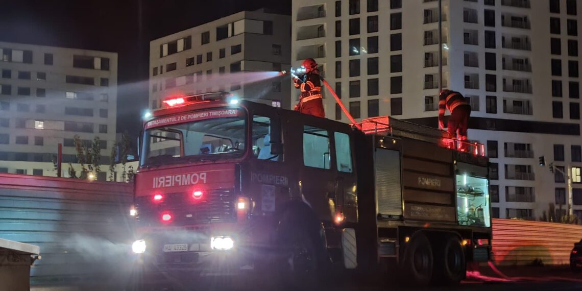 Weekend sub presiune pentru pompieri: intervenții în lanț și alertă pirotehnică în Timiș