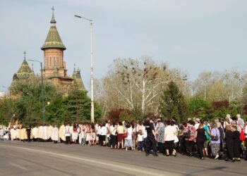 Pelerinaj de Florii în Timișoara: restricții de trafic și procesiune spre Catedrală