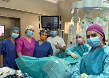 Premieră medicală la Timișoara: prima intervenție ginecologică robotică realizată la Spitalul Județean/Foto
