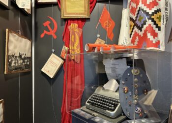 Muzeul Satului Bănățean Timișoara inaugurează expoziția permanentă „O zi din viața satului – Banatul în comunism”