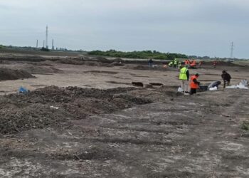 Descoperire arheologică rară pe Centura Timișoara Vest: mormânt de călăreț avar, cu piese prețioase / FOTO