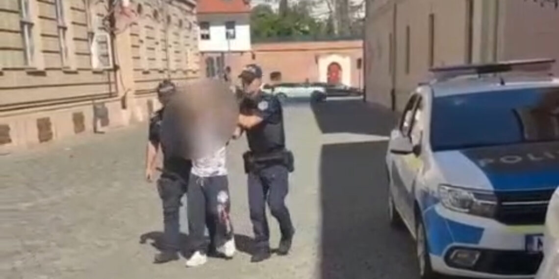 Bărbat arestat preventiv pentru furturi din autoturisme