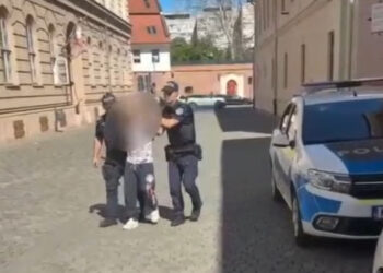 Bărbat arestat preventiv pentru furturi din autoturisme