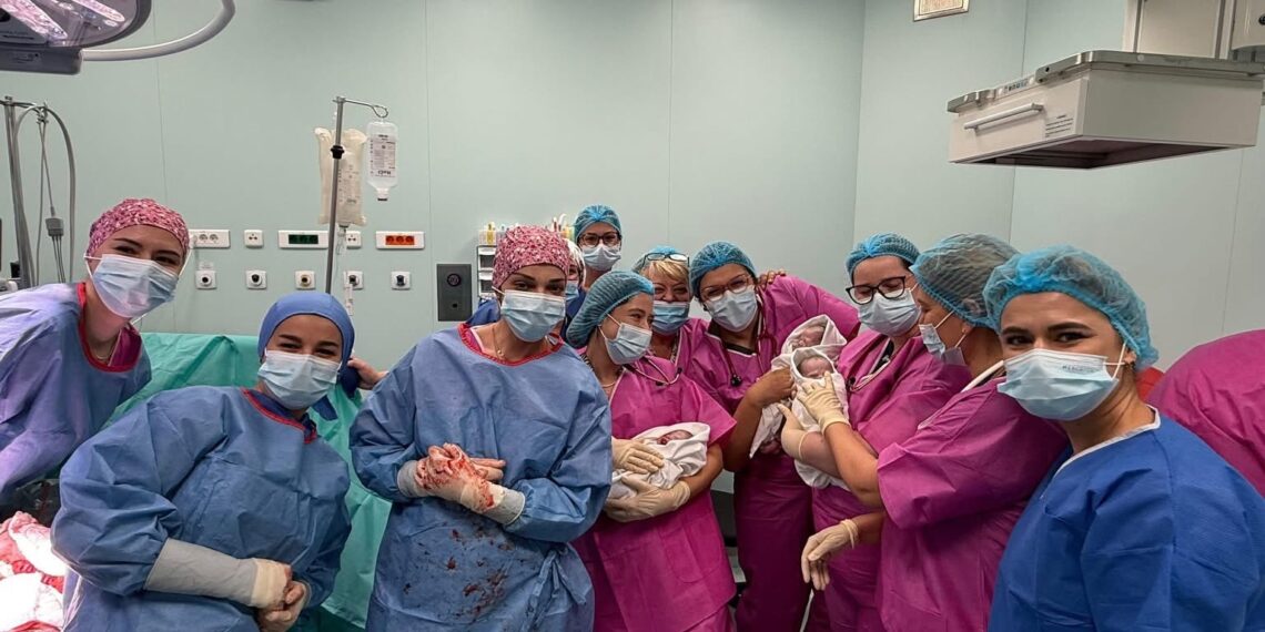 Tripleți veniți pe lume la Maternitatea Bega – o poveste despre curaj, speranță și profesionalism medical