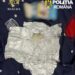 Tânăr de 24 de ani, plasat în arest la domiciliu după ce ar fi vândut droguri în Arad. Anchetatorii au găsit un kilogram de canabis