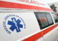 Atac într-un parc din Lugoj. Un bărbat a fost dus la spital după ce a fost înjunghiat în zona gâtului