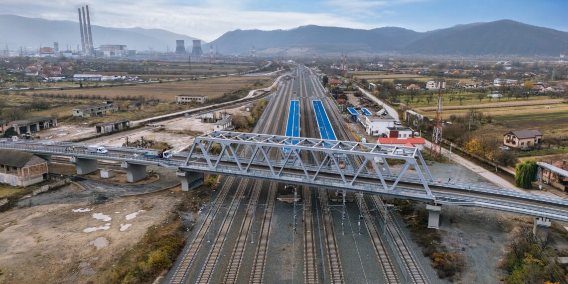 Nouă etapă pe coridorul feroviar Rin–Dunăre: firul II modernizat Ilia – Mintia a fost dat în exploatare