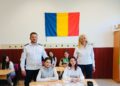 Două eleve din Timiș, premiate pentru un gest de omenie: au găsit un portofel și l-au predat poliției