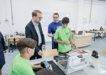 Primăria Timișoara încurajează învățământul tehnologic și dual