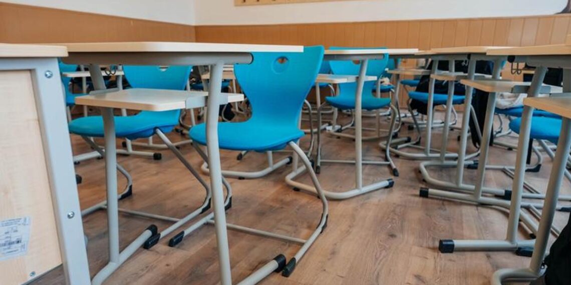 Municipalitatea continuă investițiile în educație: 14 grădinițe din oraș vor fi dotate cu mobilier nou