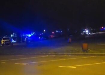 VIDEO. „Noaptea, golanii nu fac nani-nani…” Bătaie în parcarea stadionului din Timișoara. Un tânăr a ajuns la spital, alți patru, la audieri