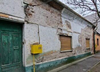 Amenzi de peste 1,4 milioane de lei aplicate de Poliția Locală Timișoara. Sute de proprietari de clădiri, sancționați pentru degradare și lucrări fără autorizație/Foto