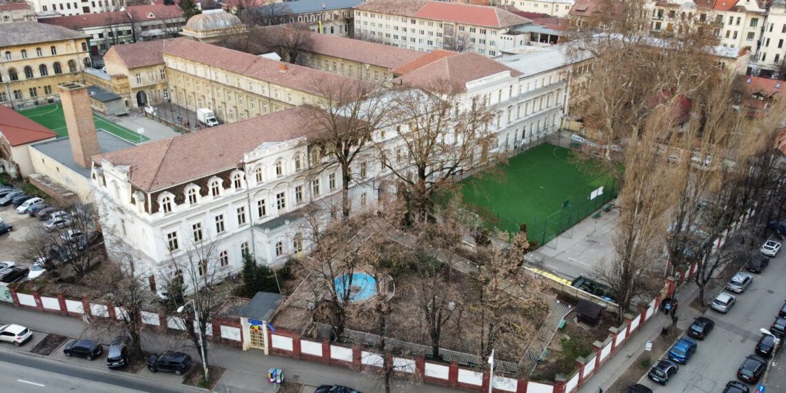 Primăria Timișoara investește într-o sală multifuncțională la Colegiul Național Bănățean