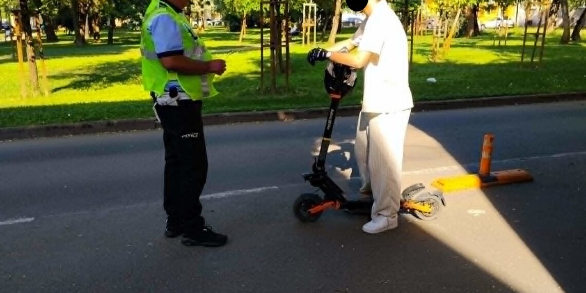 188 de amenzi aplicate bicicliștilor și utilizatorilor de trotinete electrice în Timișoara