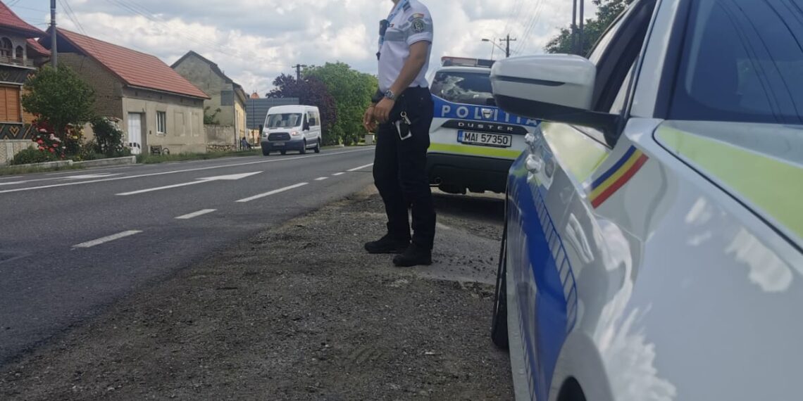 Controale rutiere pe DN6 în Caraș-Severin: peste 30 de sancțiuni aplicate de polițiștii de la IPJ Caraș-Severin