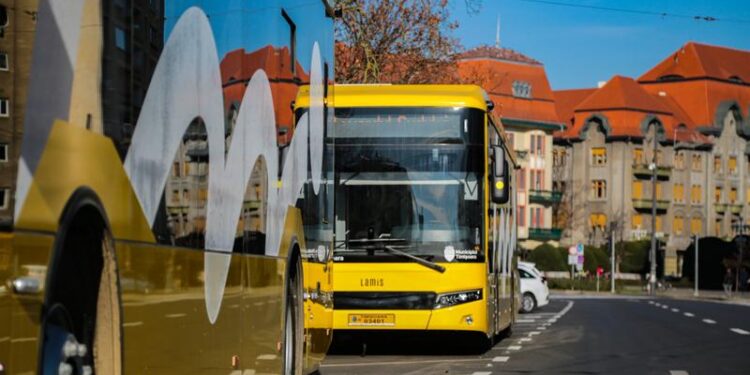Licitația Primăriei Timișoara pentru 10 troleibuze noi a atras două oferte