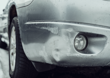 Studiu: românii cer transparență totală la achiziția de mașini second-hand, în contextul unui risc ridicat de vehicule avariate