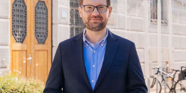 Dominic Fritz propune interzicerea totală a sălilor de jocuri de noroc în Timișoara