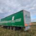 Șofer de TIR, găsit mort după ce a ieșit cu autotrenul de pe DN 6, în Timiș