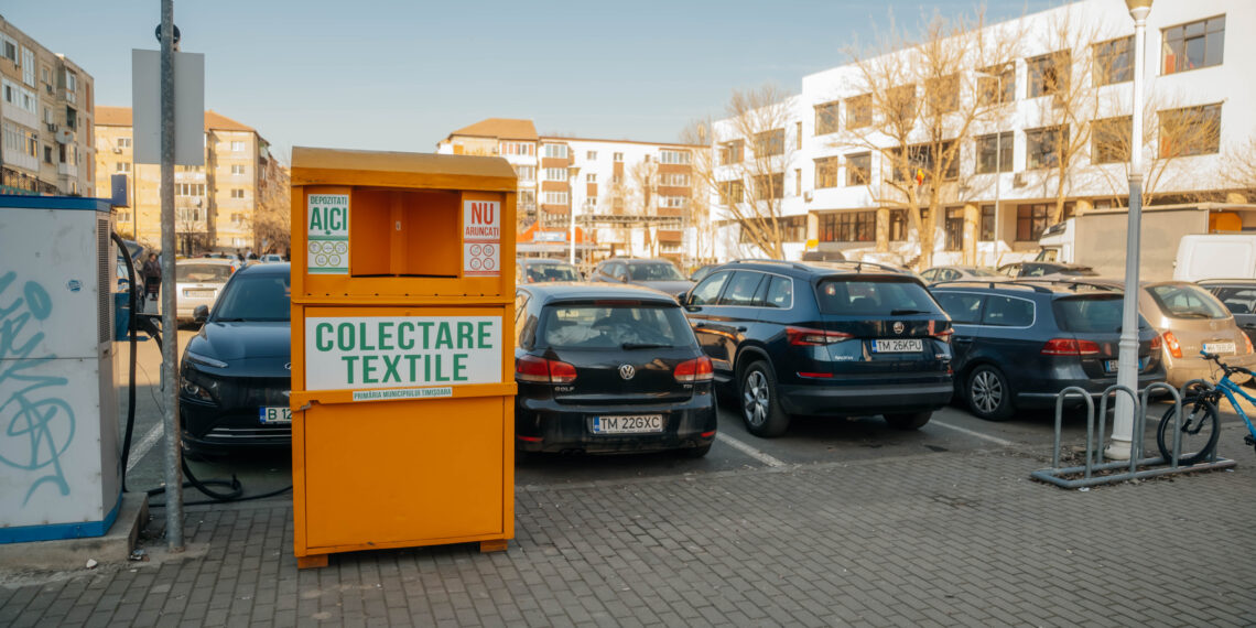Colectarea deșeurilor textile: containere permanente și puncte mobile pentru timișoreni