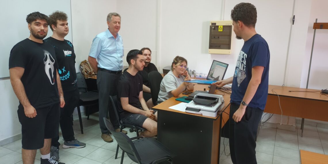 Universitatea Politehnica Timișoara a dat startul înscrierilor la admitere. Primii candidați și-au depus deja dosarele