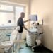 Sângerarea gingiilor poate ascunde afecțiuni care duc la pierderea dinților. Diagnostic și tratament în cadrul Ambulatorului de Stomatologie al Spitalului Municipal Timișoara