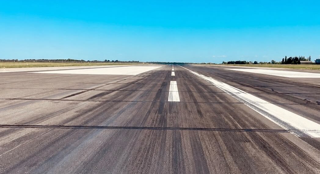 Aeroportul din Timișoara își închide pista timp de trei săptămâni. Toate zborurile vor fi suspendate