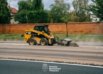 Restricții de trafic pe bulevardul Liviu Rebreanu. Se asfaltează intersecția cu Calea Martirilor 1989