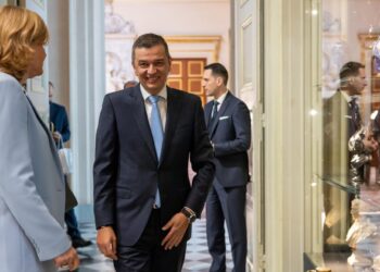 Grindeanu critică întârzierea legii salarizării: „Suntem în 20 iulie și proiectul nici măcar nu a ajuns în Parlament”