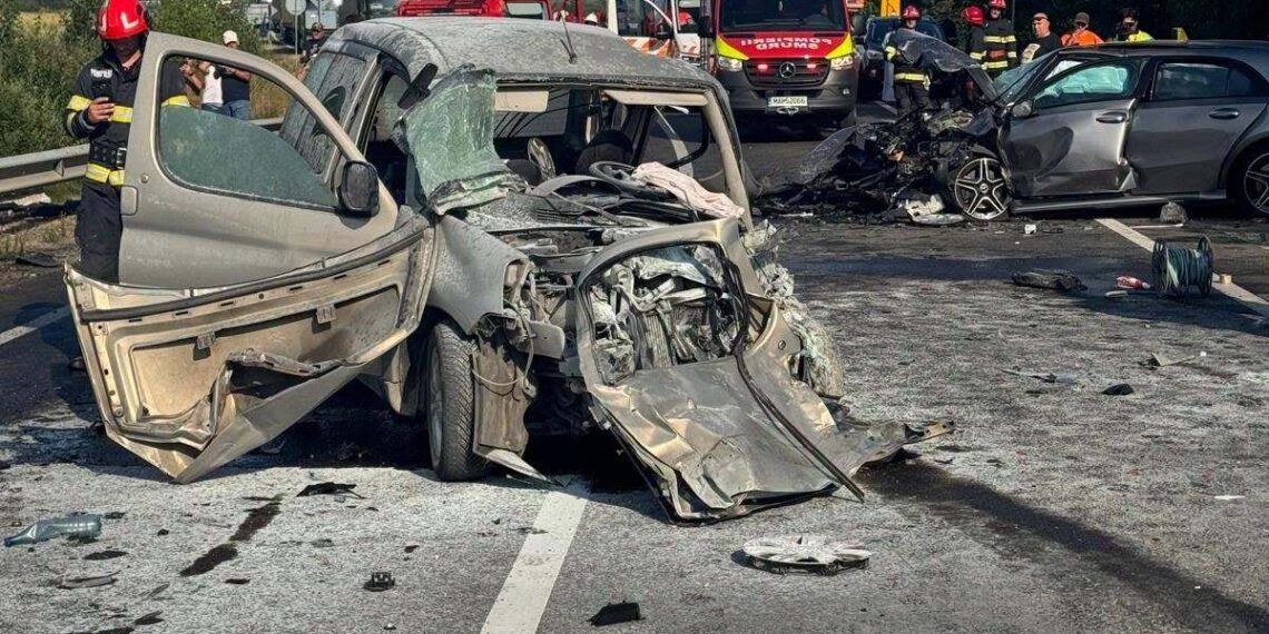 Accident mortal în localitatea Jena – șapte persoane implicate, dintre care un minor