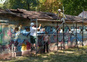 Au început lucrările de restaurare și punere în siguranță la Uszoda, cu peste 100 de voluntari/Foto