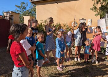 De la limonadă și drone la inteligență artificială și educație emoțională. „Atelierele de la Măicuța” continuă și în toamnă/Foto-video